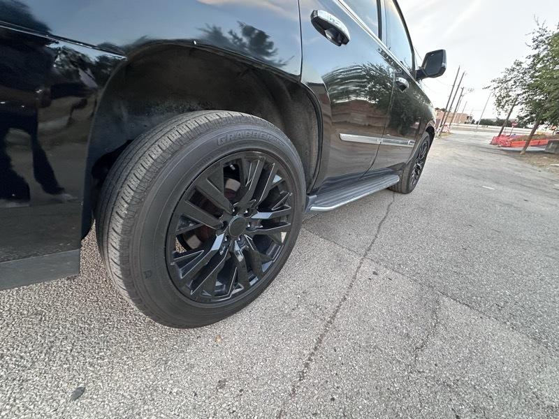 Cadillac Escalade 4WD 4dr Luxury 2017