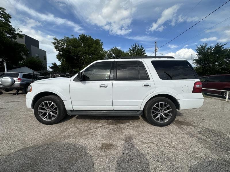 Ford Expedition XLT 2WD 2017