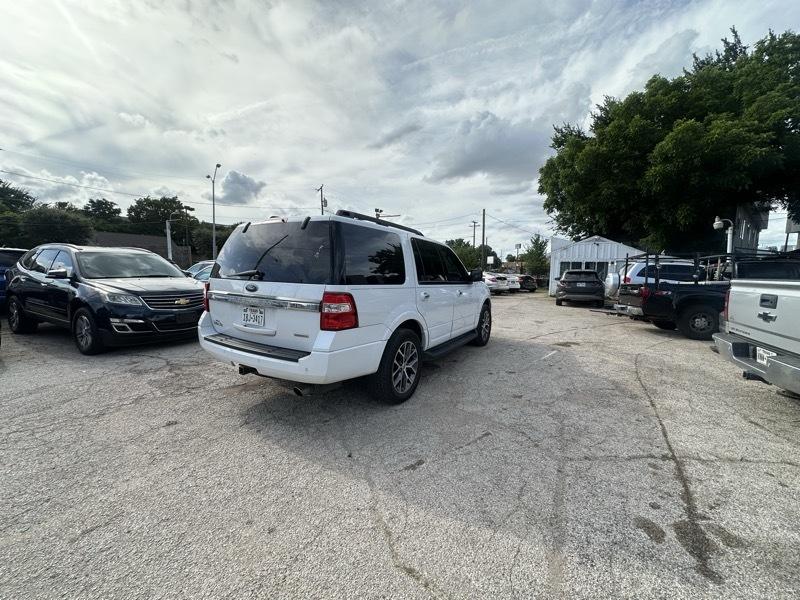 Ford Expedition XLT 2WD 2017