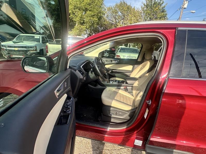 Ford Edge SEL FWD 2019