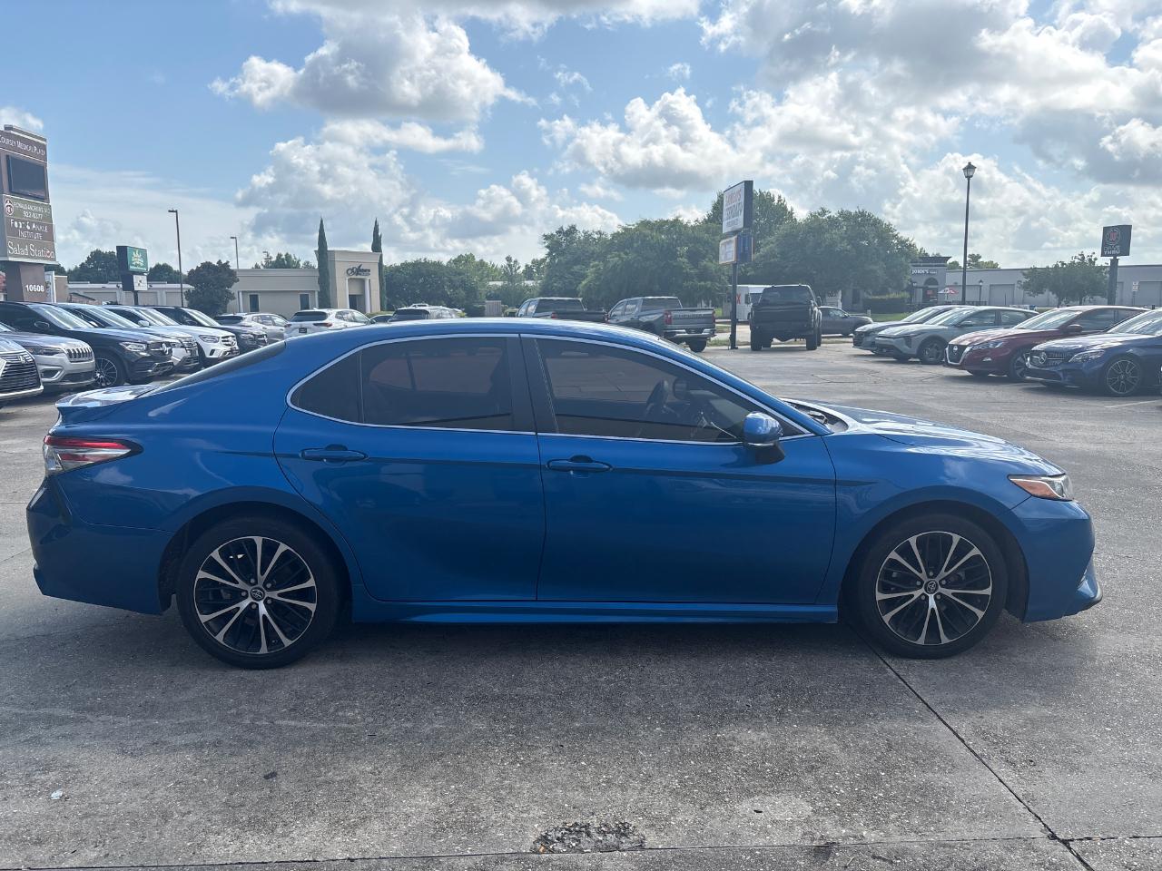 Toyota Camry SE 2018
