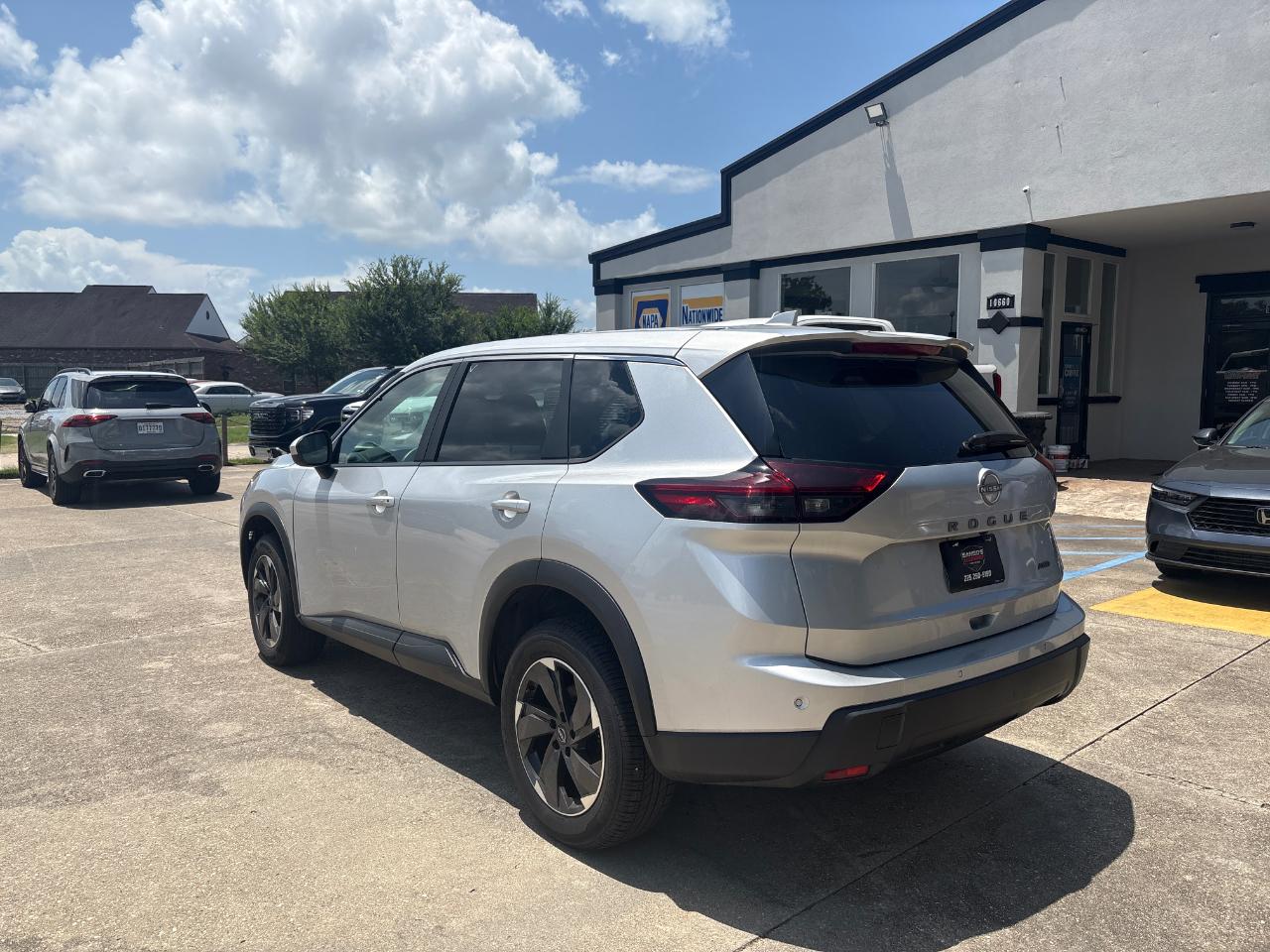 Nissan Rogue SV AWD 2025