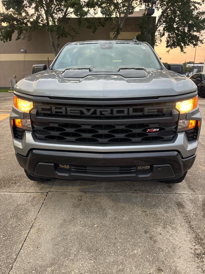Chevrolet Silverado 1500 Trail Boss Custom Crew Cab 4WD 2023