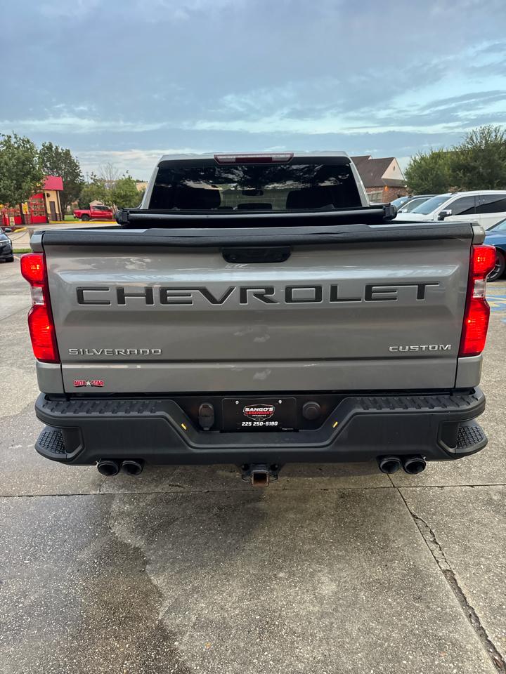 Chevrolet Silverado 1500 Trail Boss Custom Crew Cab 4WD 2023