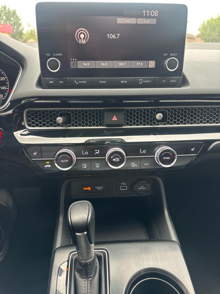 Honda Civic EX-L Hatchback 2023