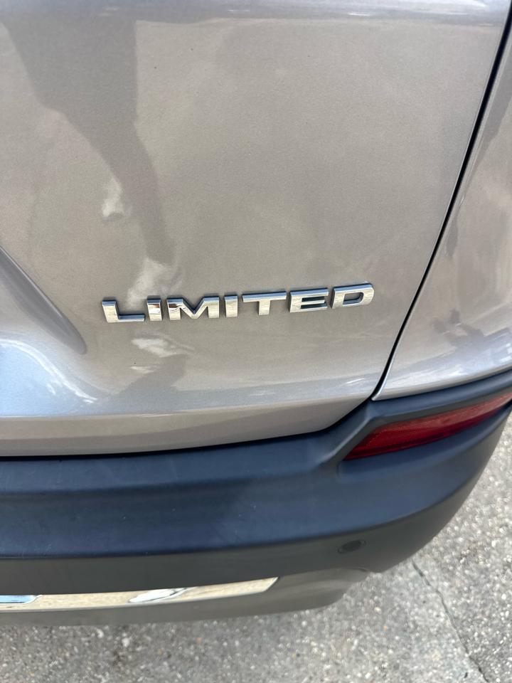Jeep Cherokee Limited FWD 2019