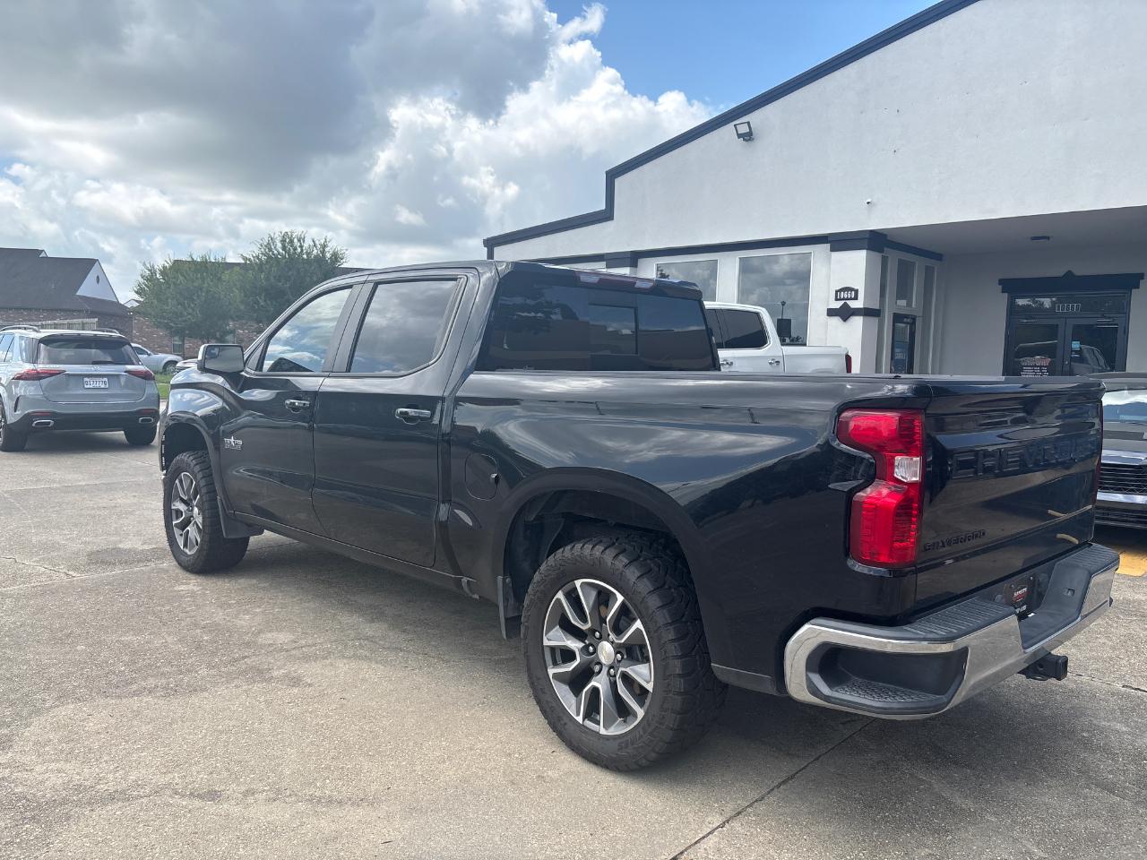 Chevrolet Silverado 1500 LT Crew Cab Long Box 2WD 2020