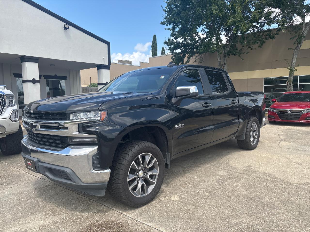 Chevrolet Silverado 1500 LT Crew Cab Long Box 2WD 2020