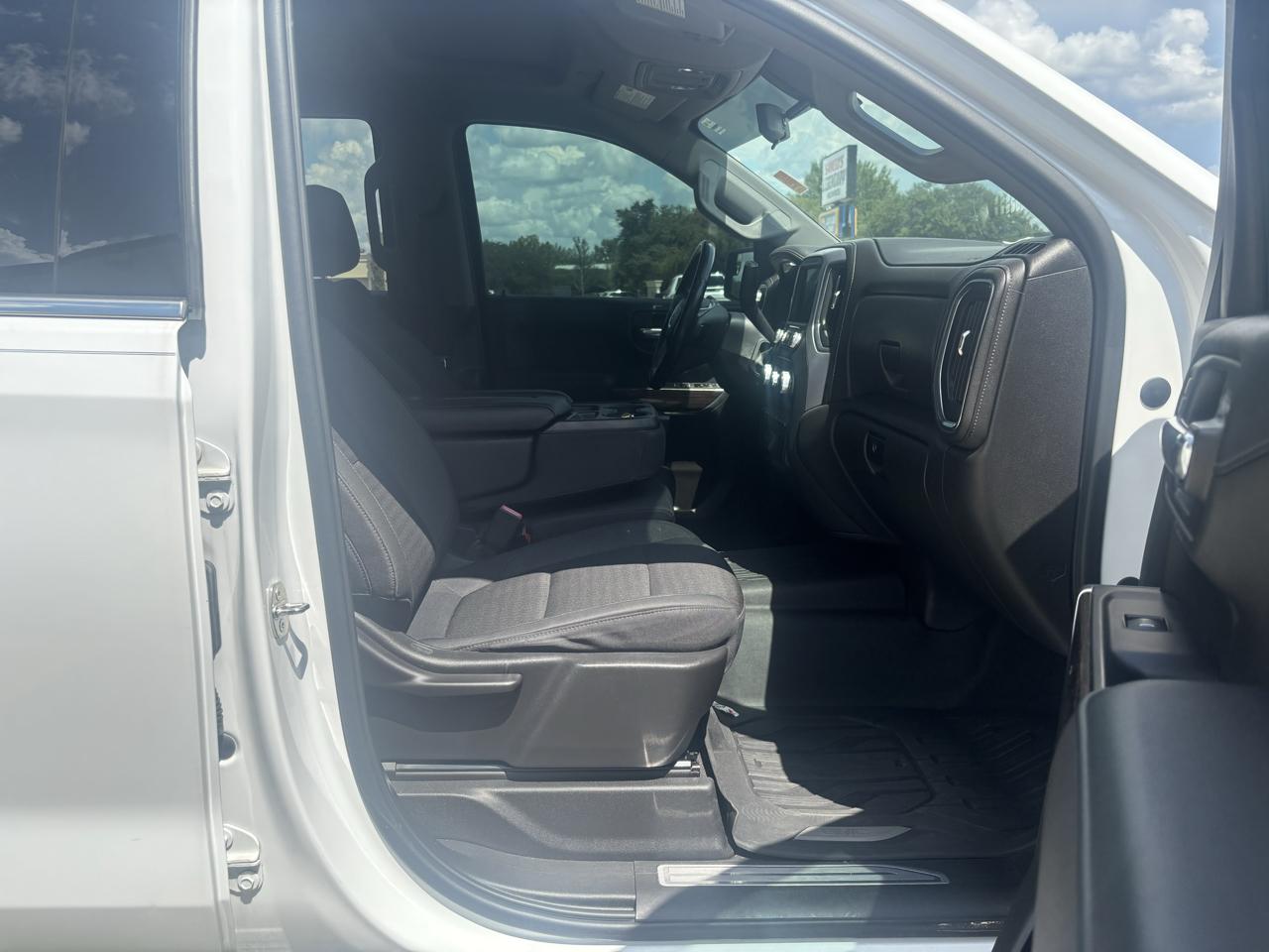 GMC Sierra 1500 SLE Crew Cab Long Box 2WD 2019