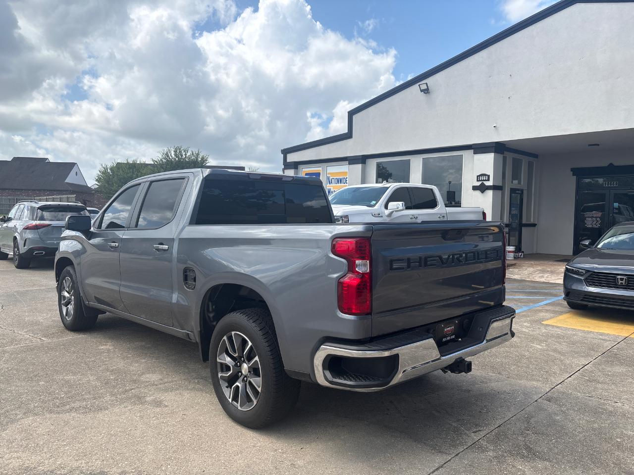 Chevrolet Silverado 1500 LT Crew Cab 2WD 2021