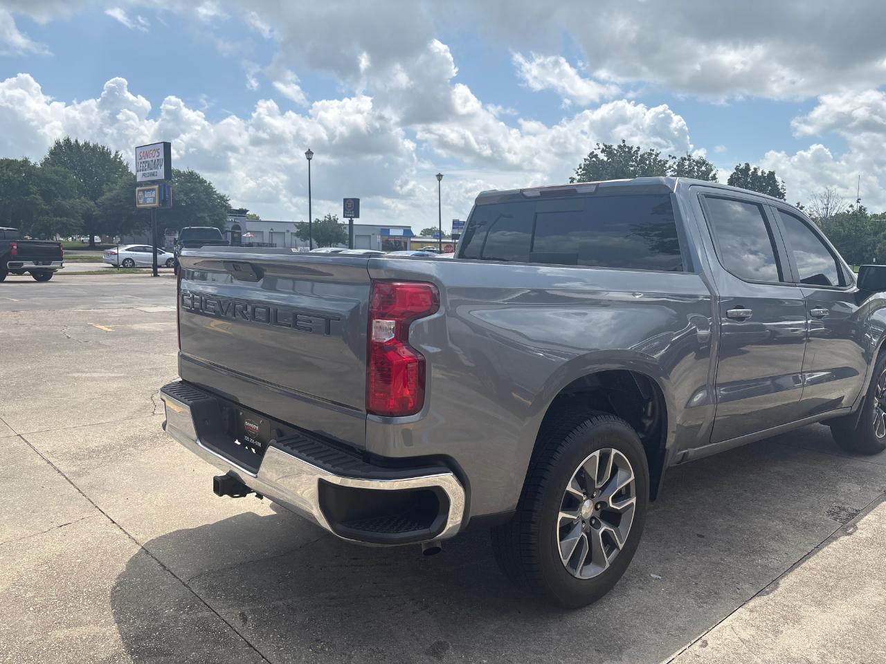 Chevrolet Silverado 1500 LT Crew Cab 2WD 2021