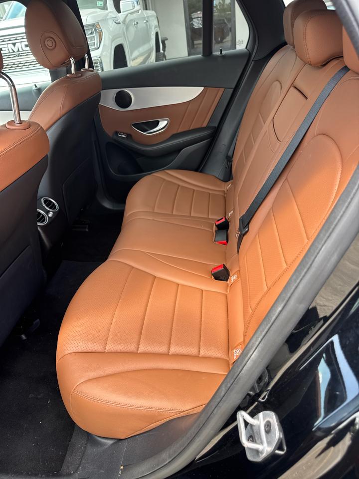 Mercedes-Benz GLC-Class GLC300 2022