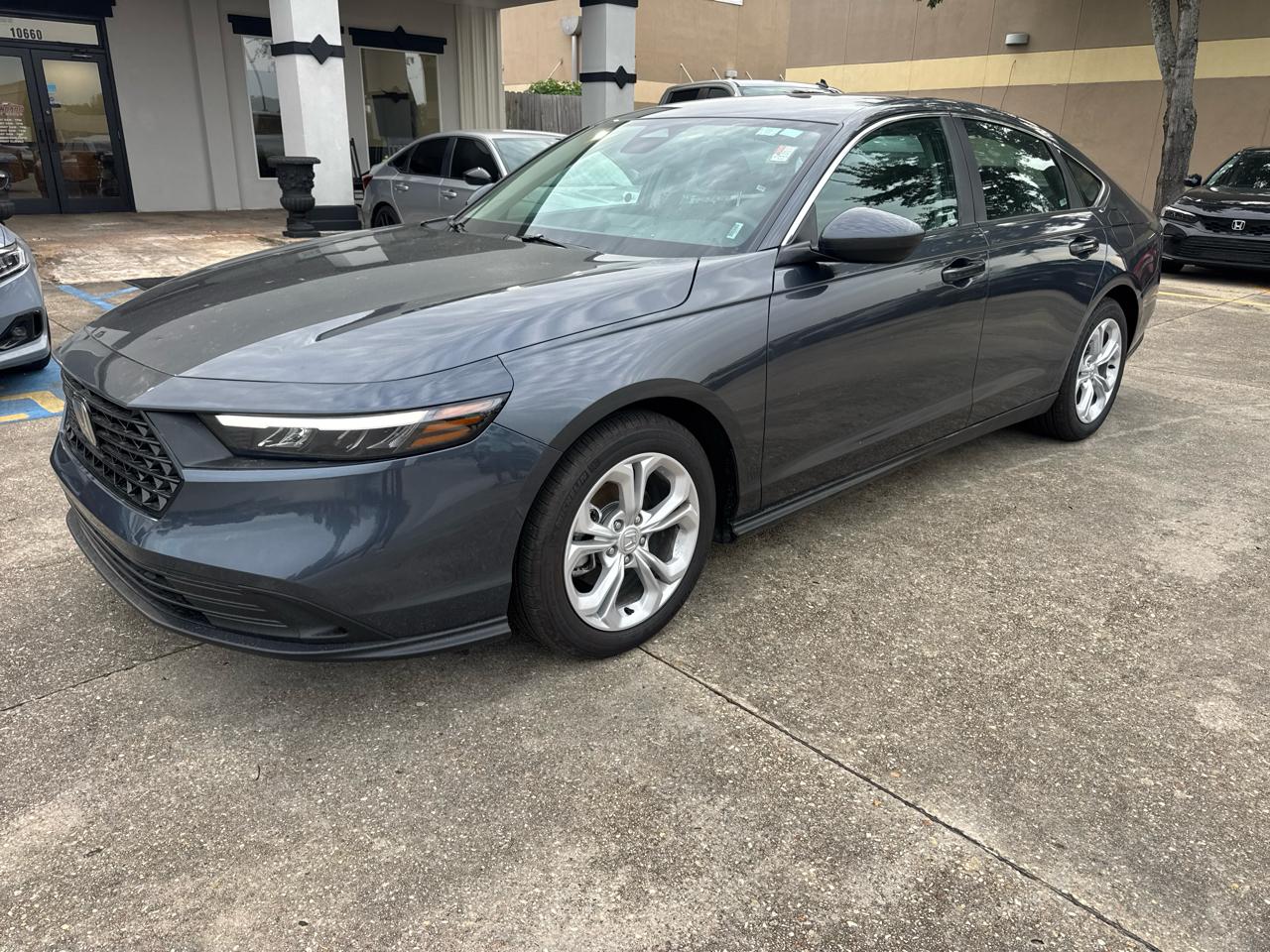 Honda Accord LX 2025