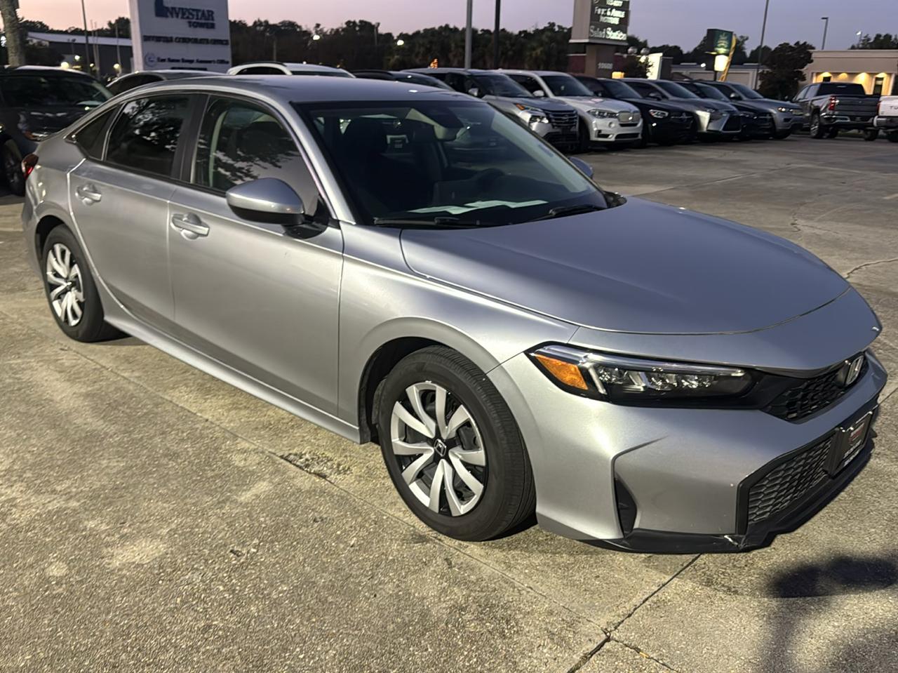 Honda Civic LX Sedan CVT 2025