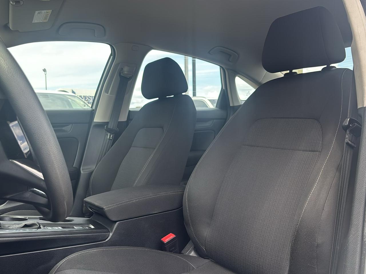 Honda Civic LX Sedan CVT 2025