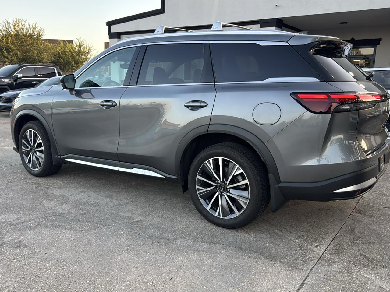Infiniti QX60 LUXE AWD 2026