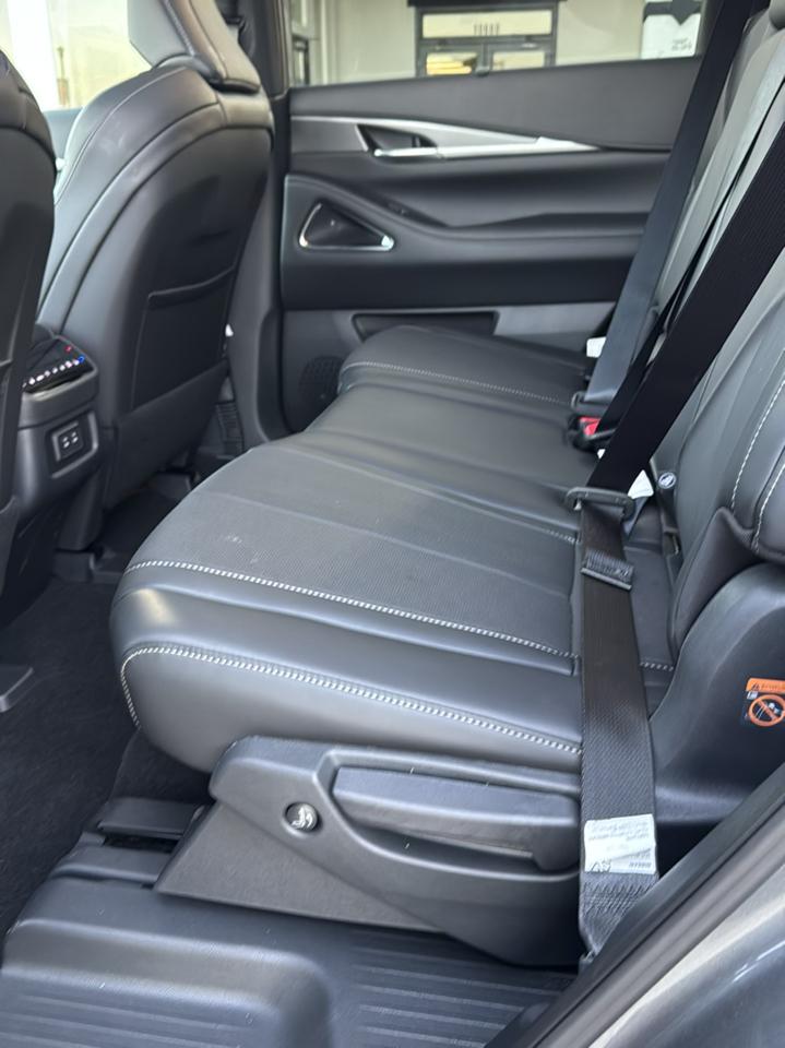 Infiniti QX60 LUXE AWD 2026