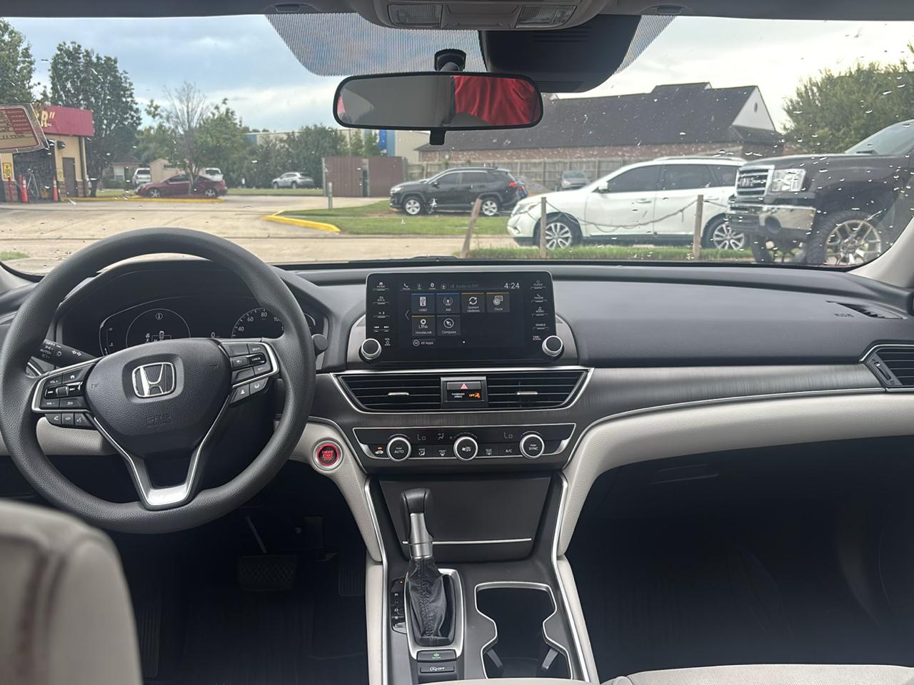 2022 Honda Accord LX - Photo 10
