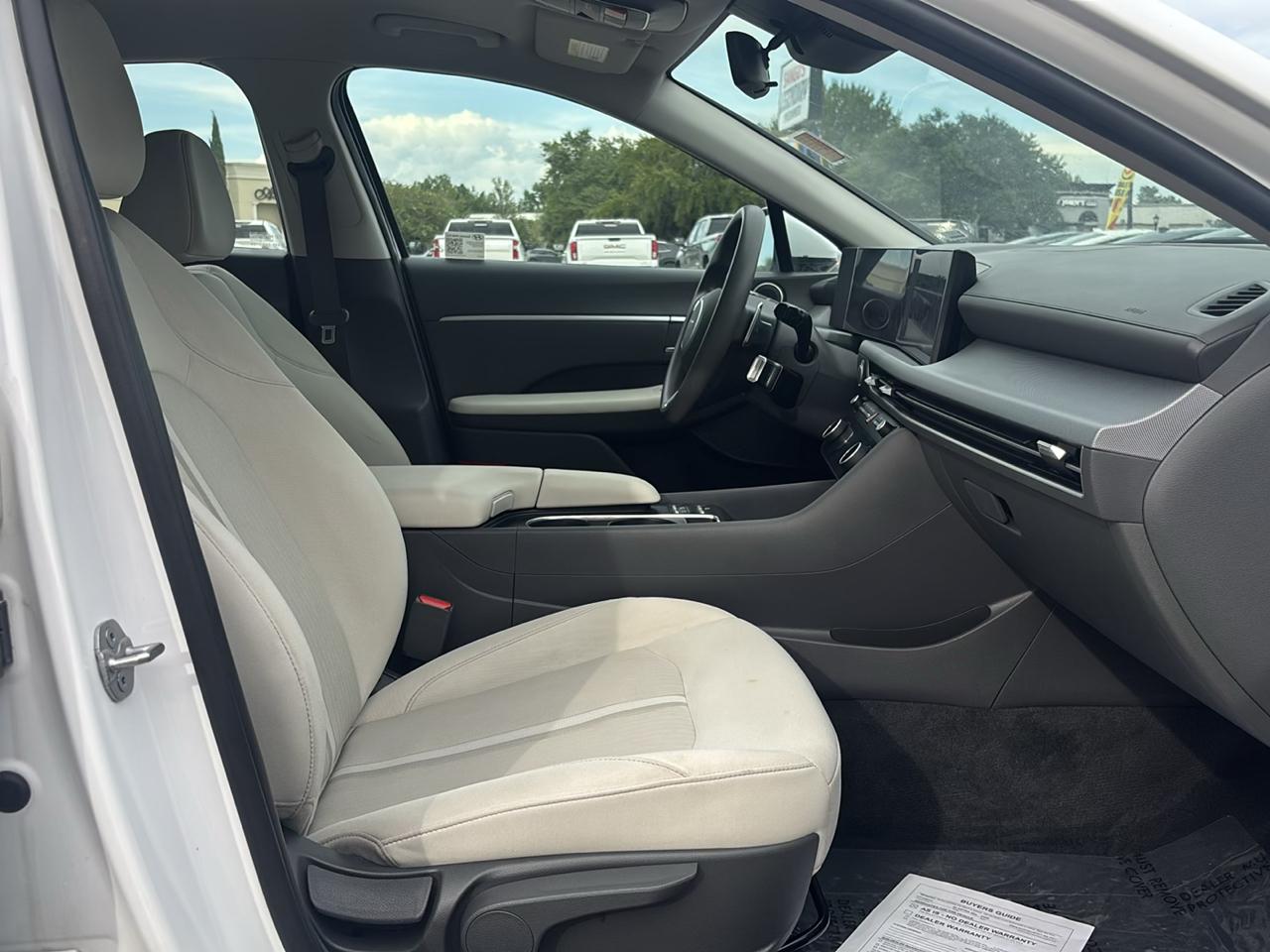 Hyundai Sonata SEL 2025