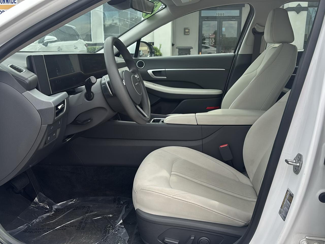 Hyundai Sonata SEL 2025