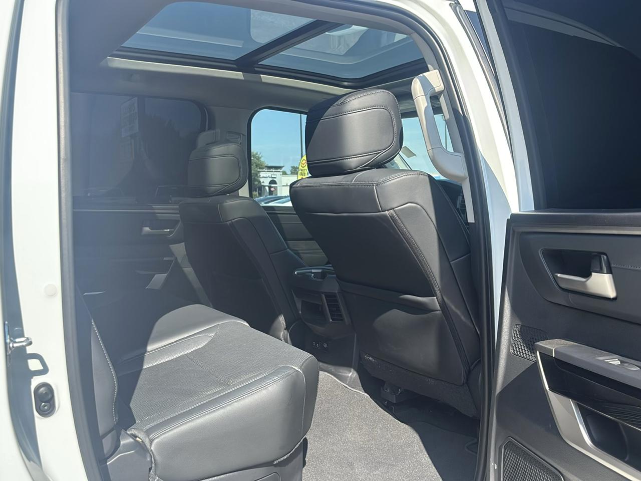 Toyota Tundra Limited CrewMax 4WD Hybrid 2024