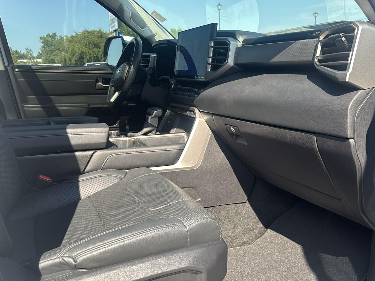 Toyota Tundra Limited CrewMax 4WD Hybrid 2024