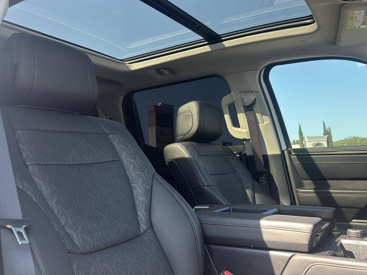 Toyota Tundra Limited CrewMax 4WD Hybrid 2024