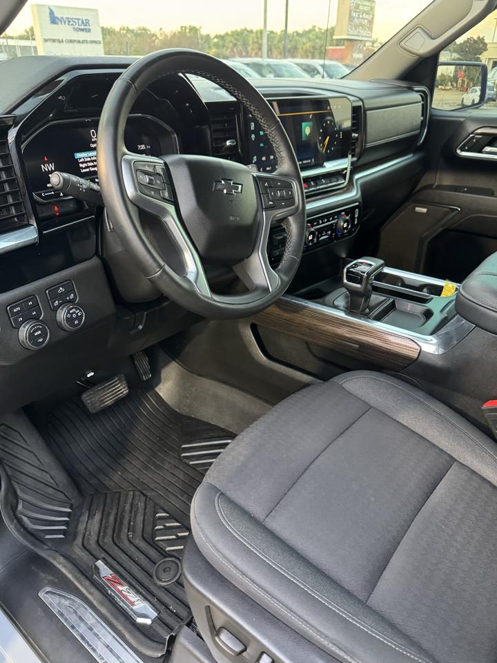 Chevrolet Silverado 1500 RST Crew Cab 4WD 2024