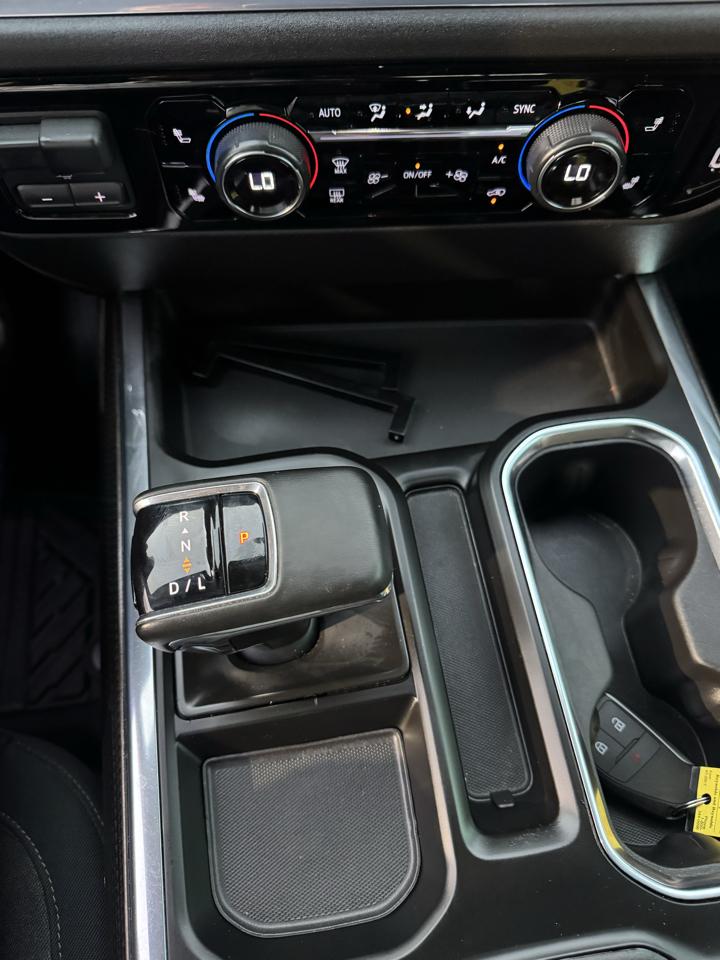 Chevrolet Silverado 1500 RST Crew Cab 4WD 2024