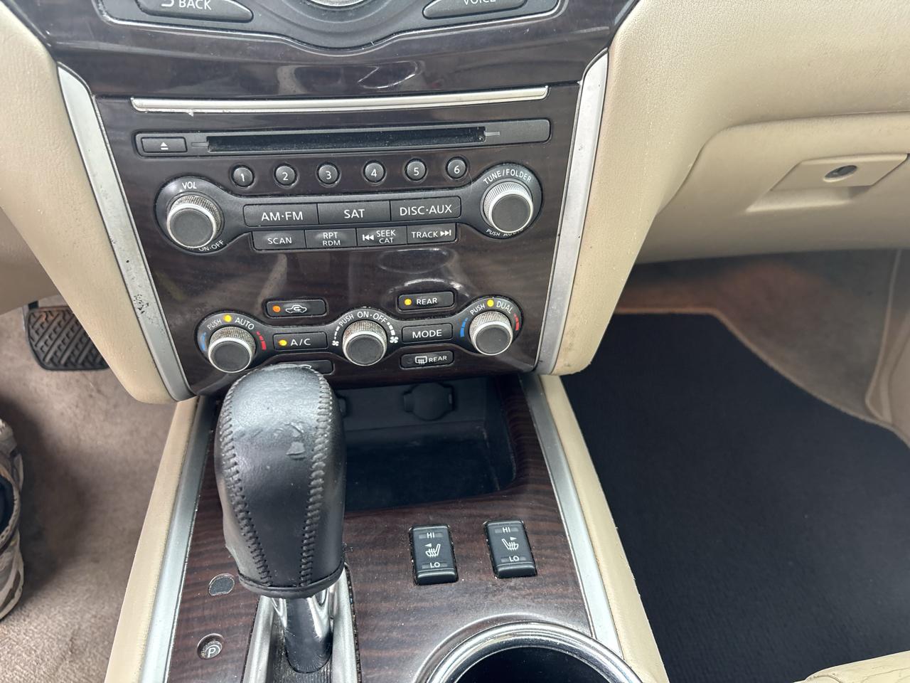 Nissan Pathfinder  2015