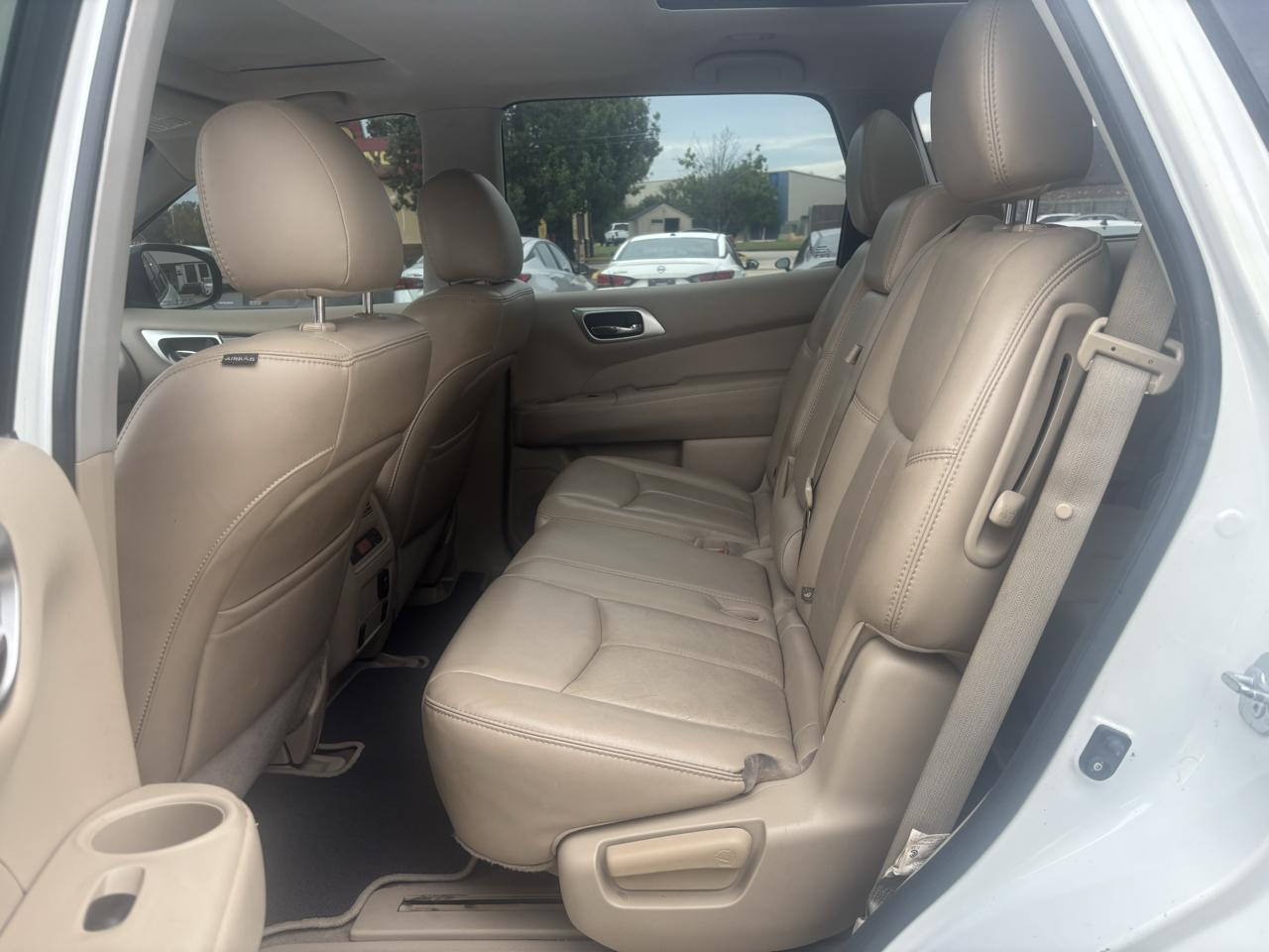 Nissan Pathfinder  2015