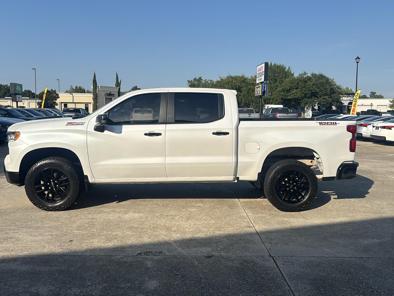 Chevrolet SILVERADO Base 2024