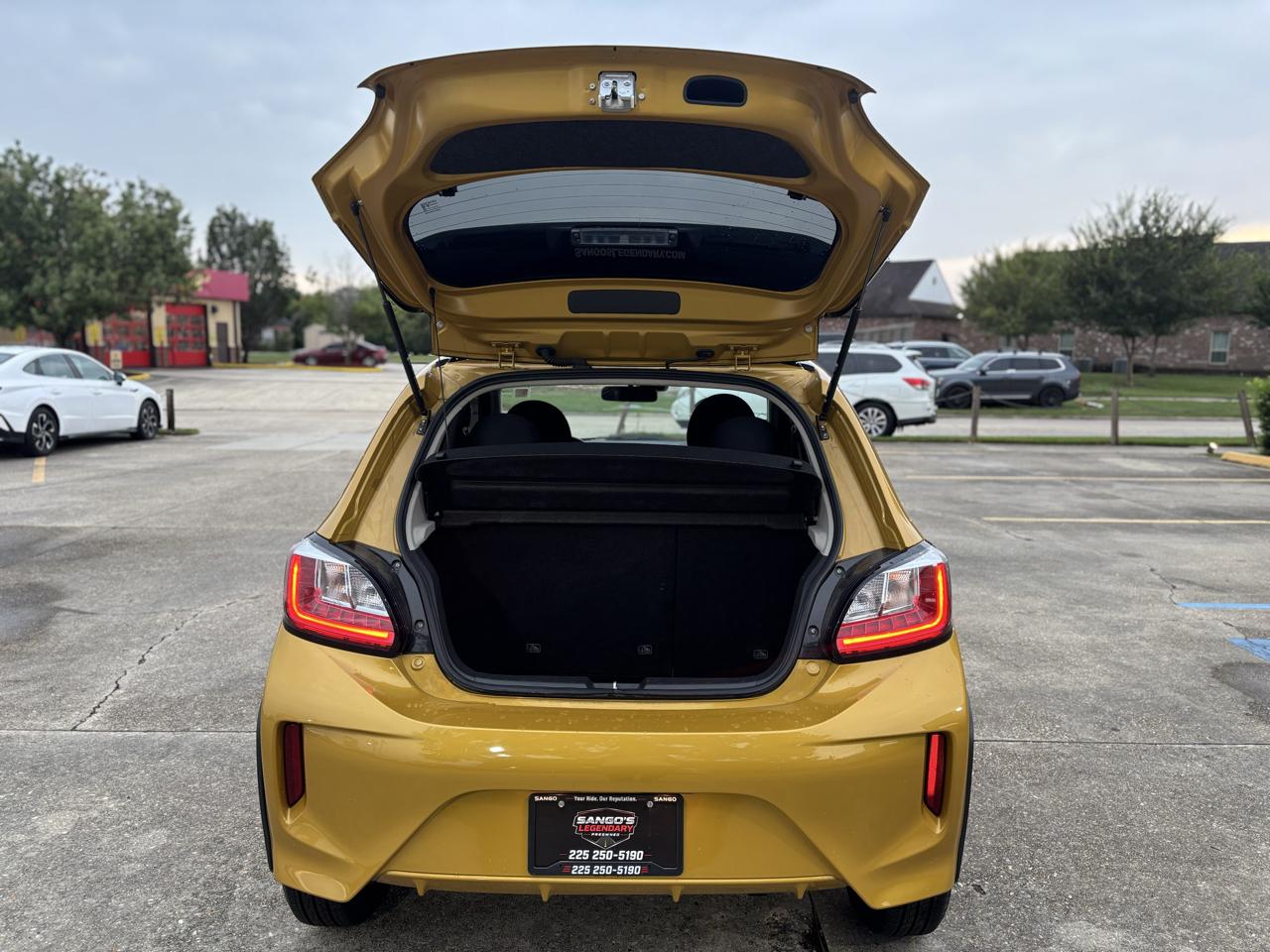 Mitsubishi Mirage SE 2024