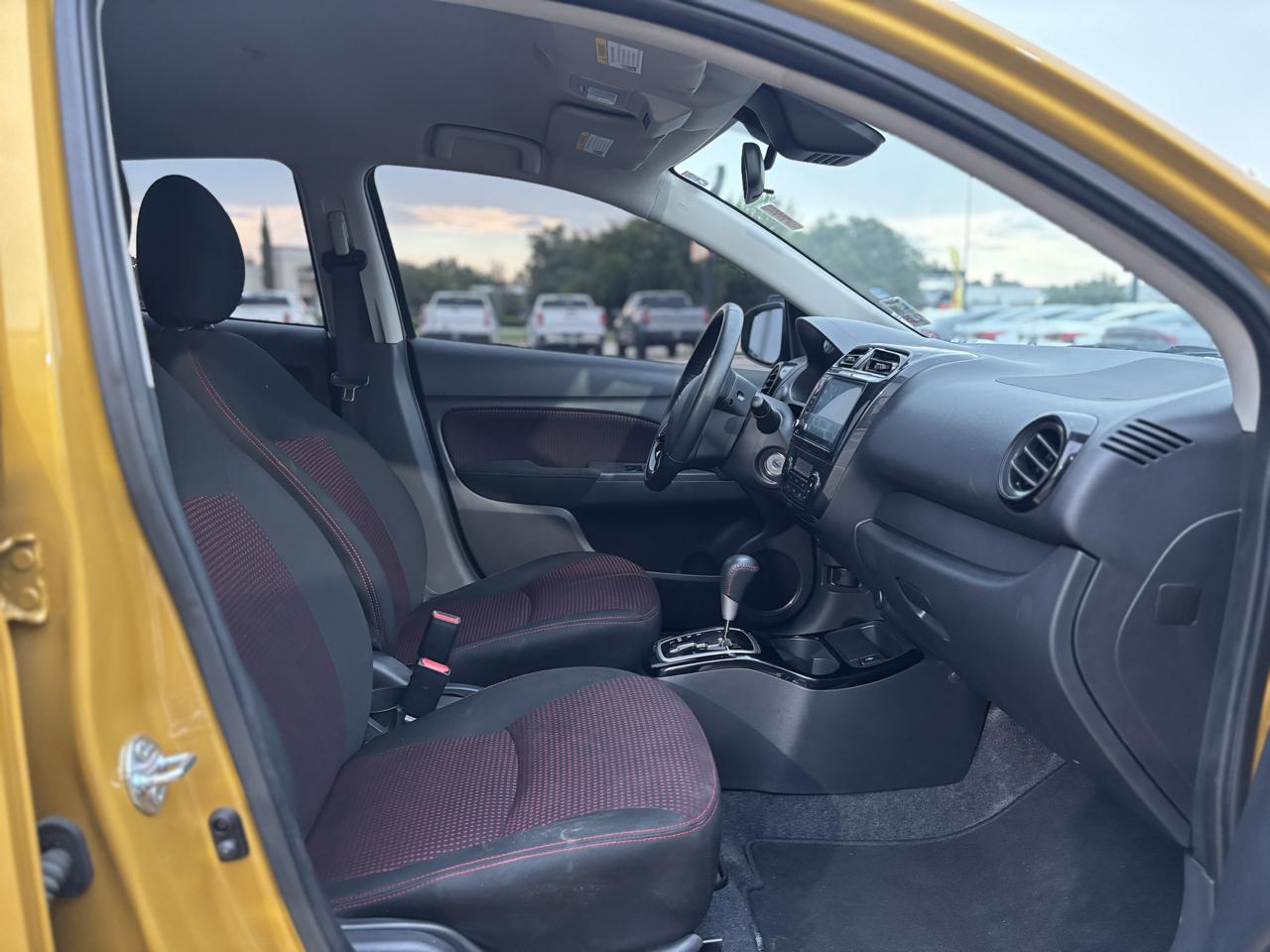 Mitsubishi Mirage SE 2024