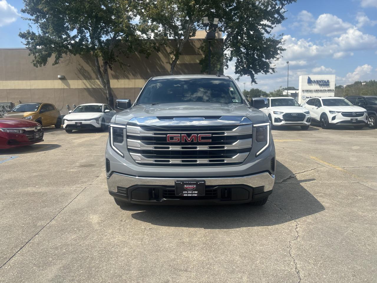 GMC Sierra 1500 SLE Crew Cab 4WD 2025