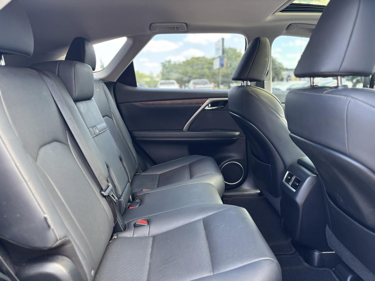 Lexus RX 350L FWD 2021