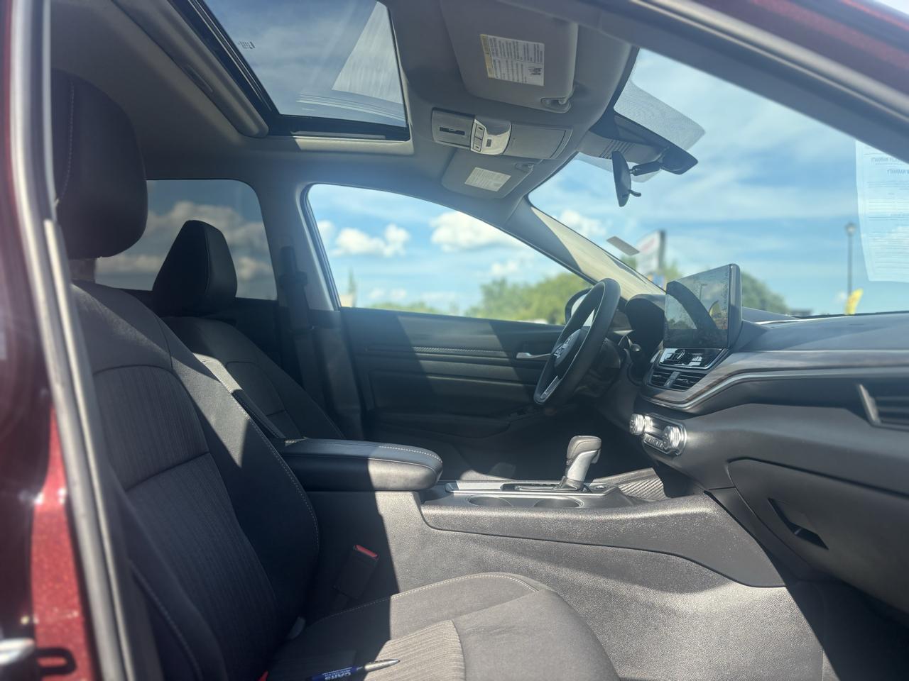 Nissan Altima 2.5 SV AWD 2025