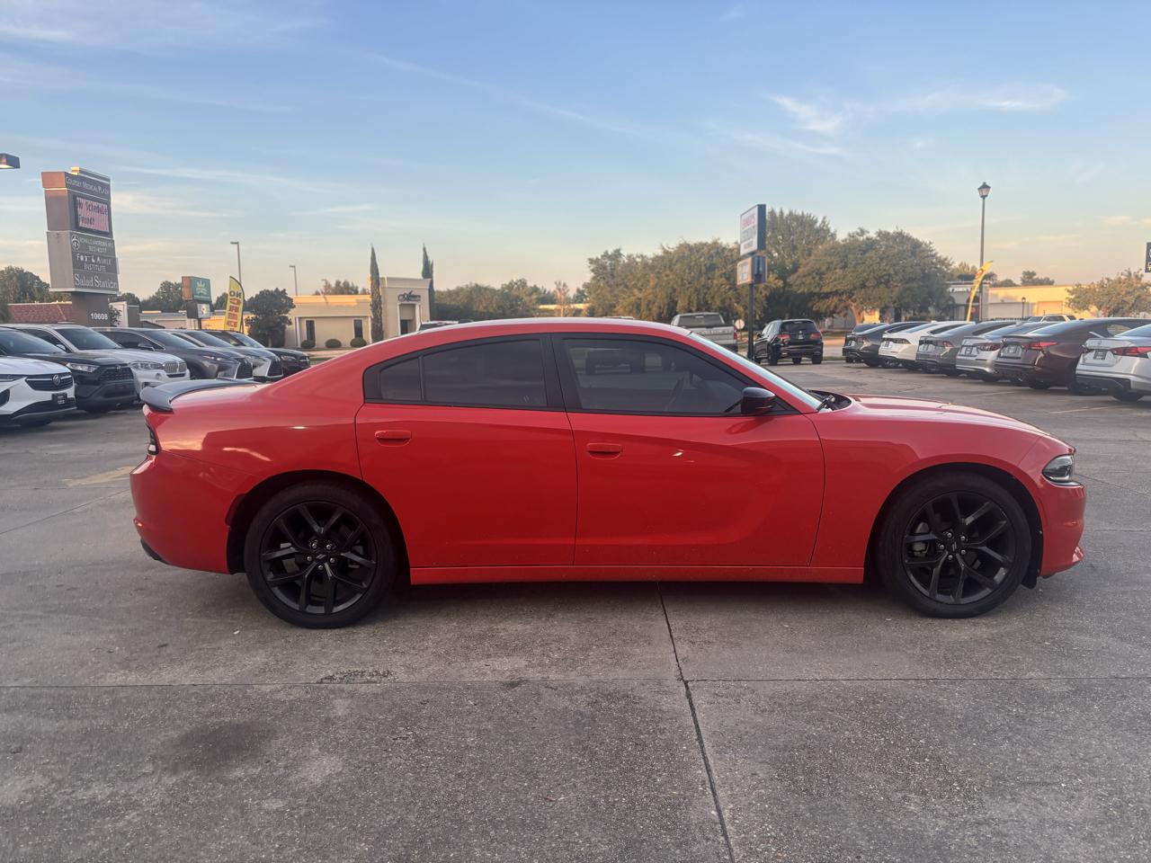 Dodge Charger SXT 2021