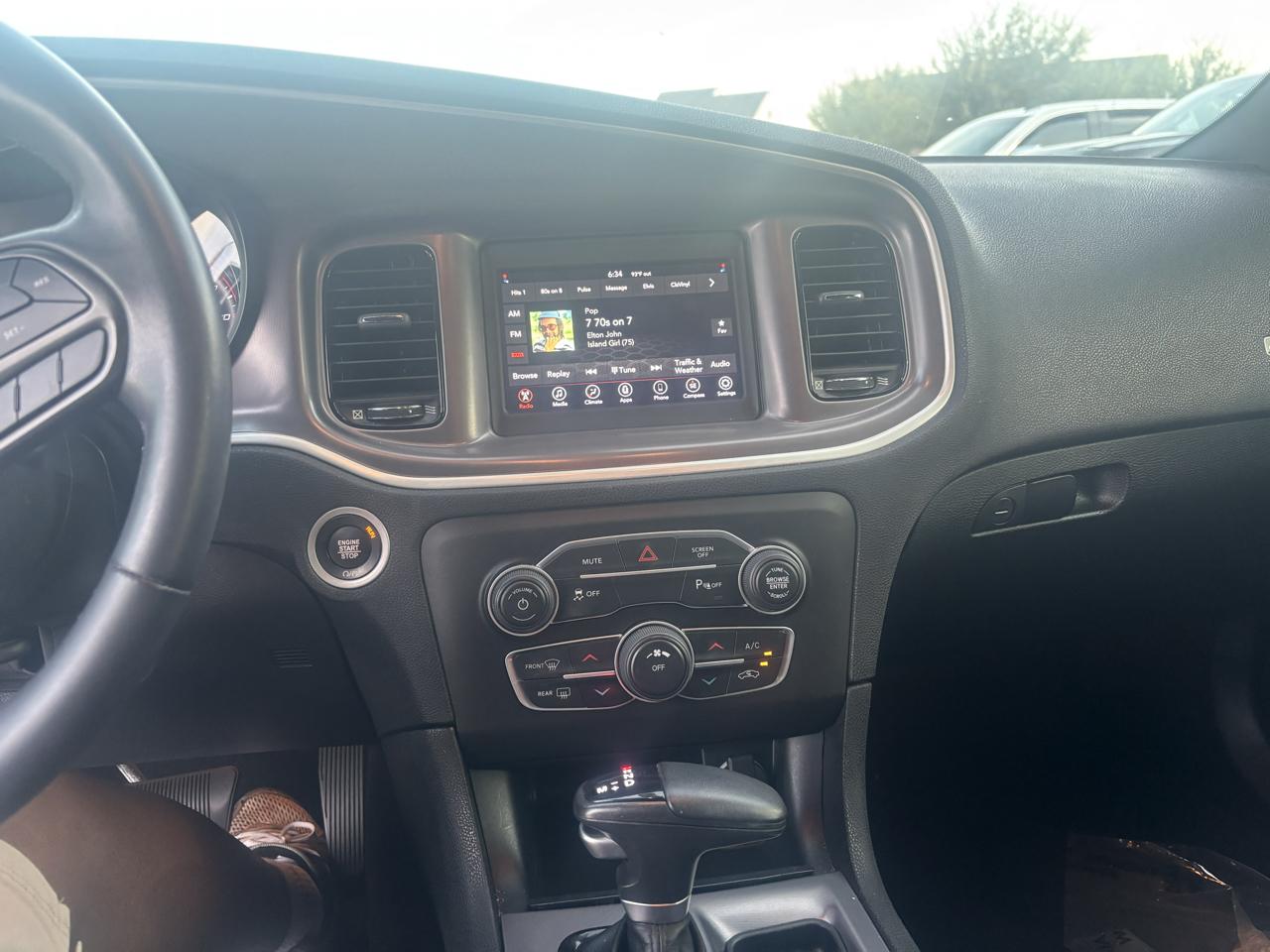 Dodge Charger SXT 2021