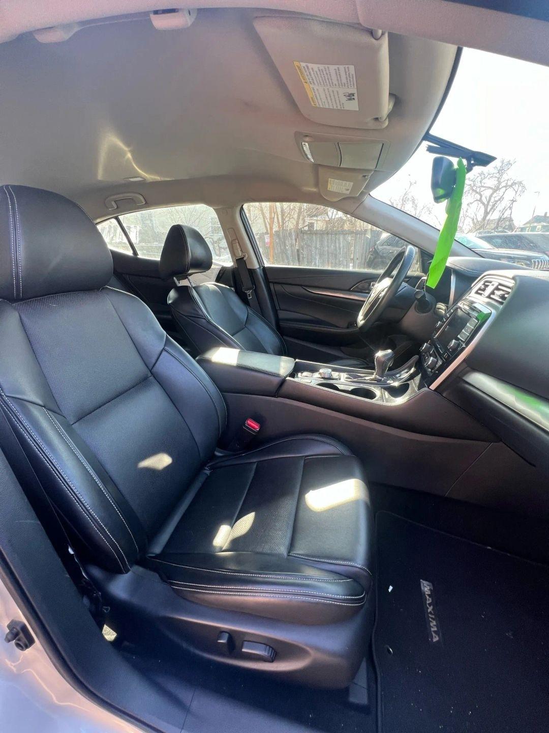 2019 Nissan Maxima SV - Photo 14