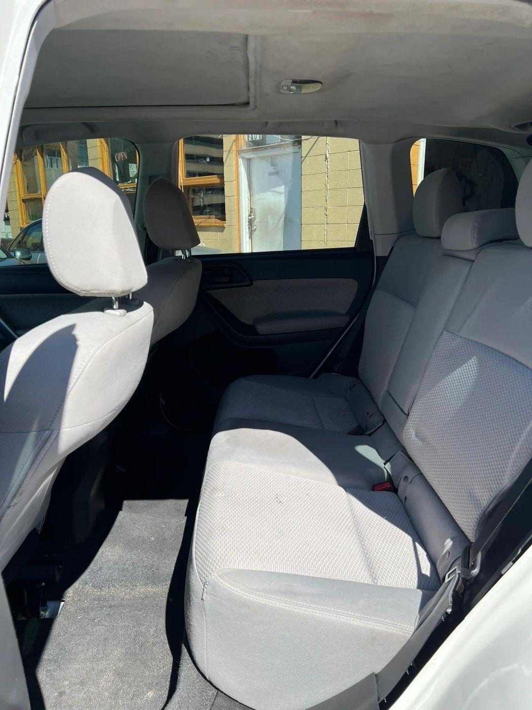 2018 Subaru Forester Premium - Photo 16