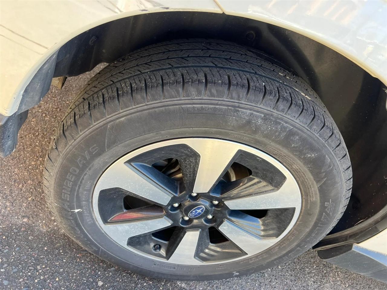 2018 Subaru Forester Premium - Photo 24