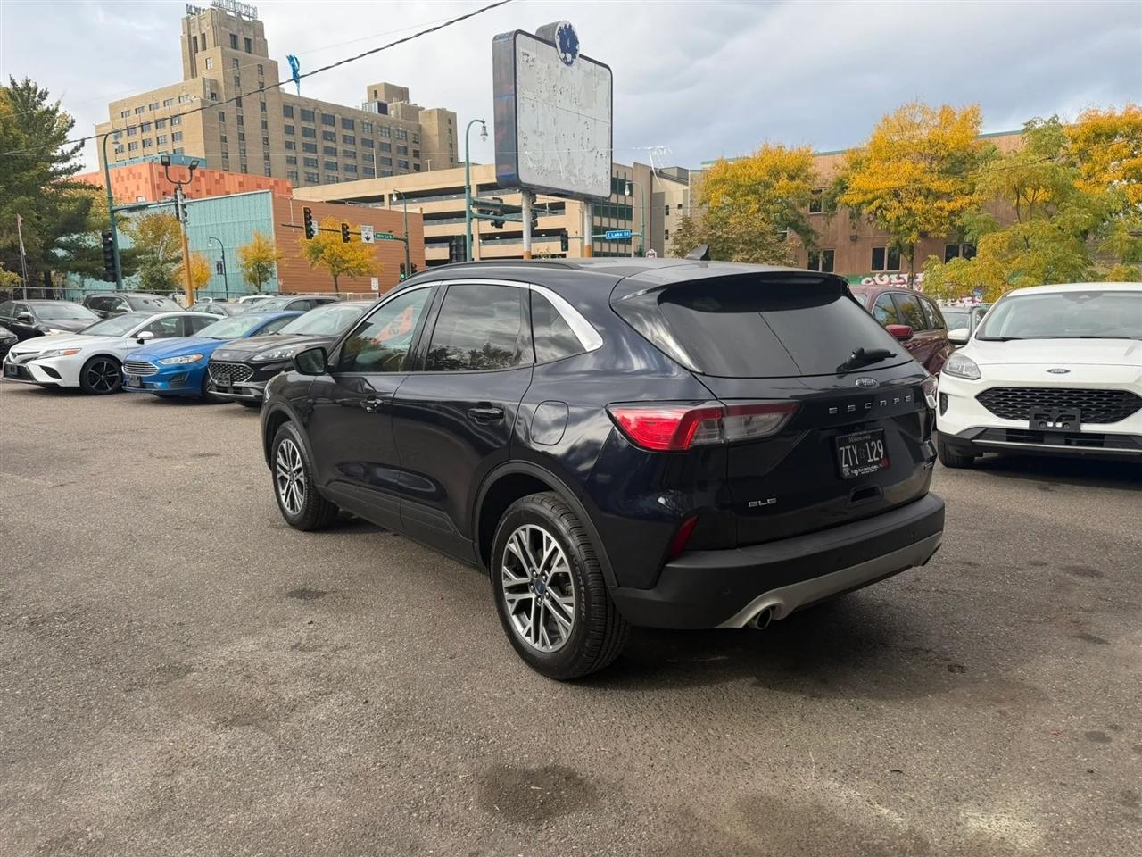 Ford Escape photo 3