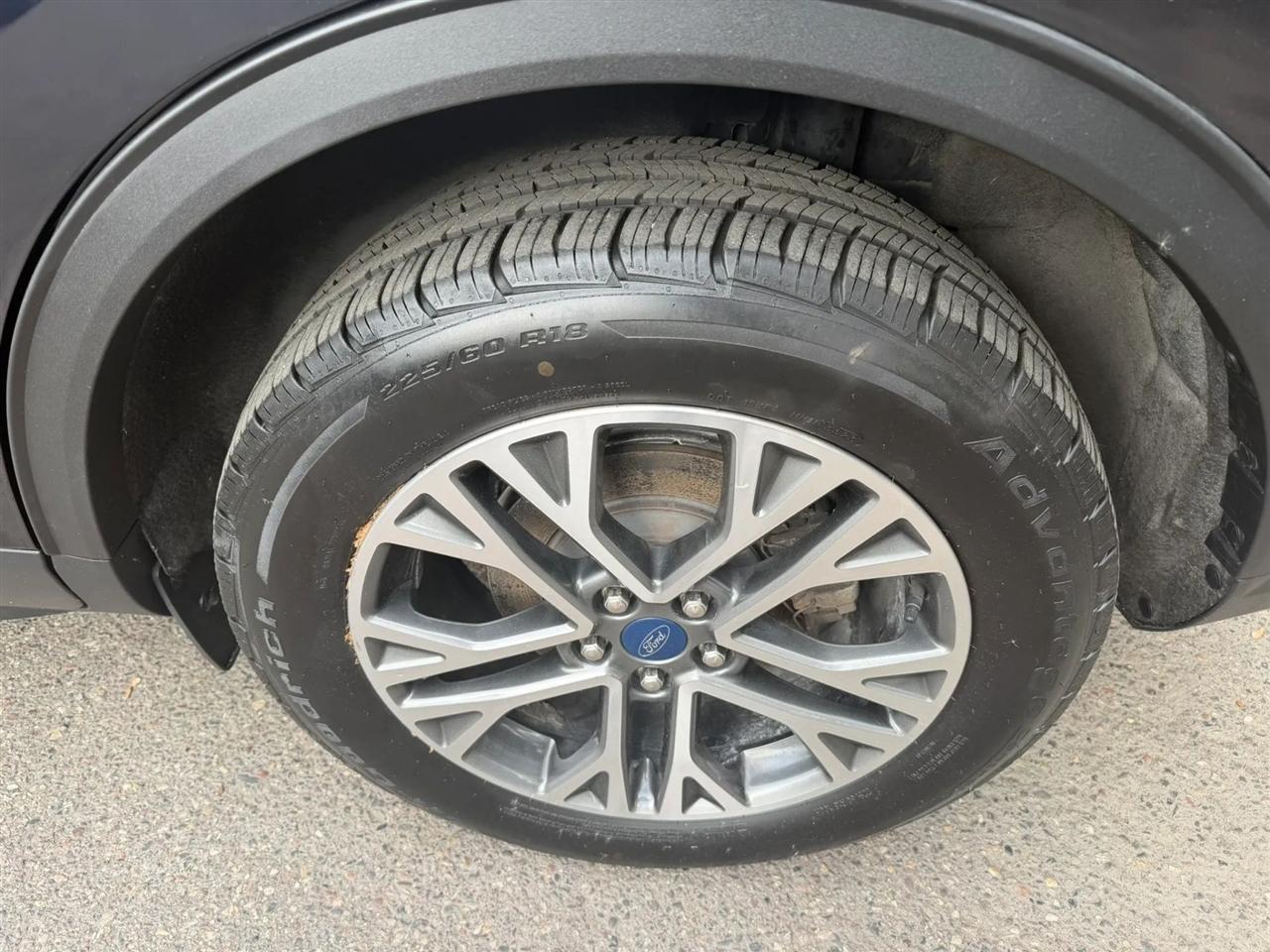 Ford Escape photo 19