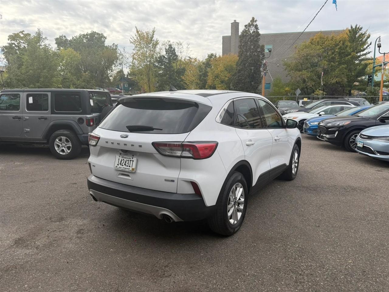 Ford Escape photo 5