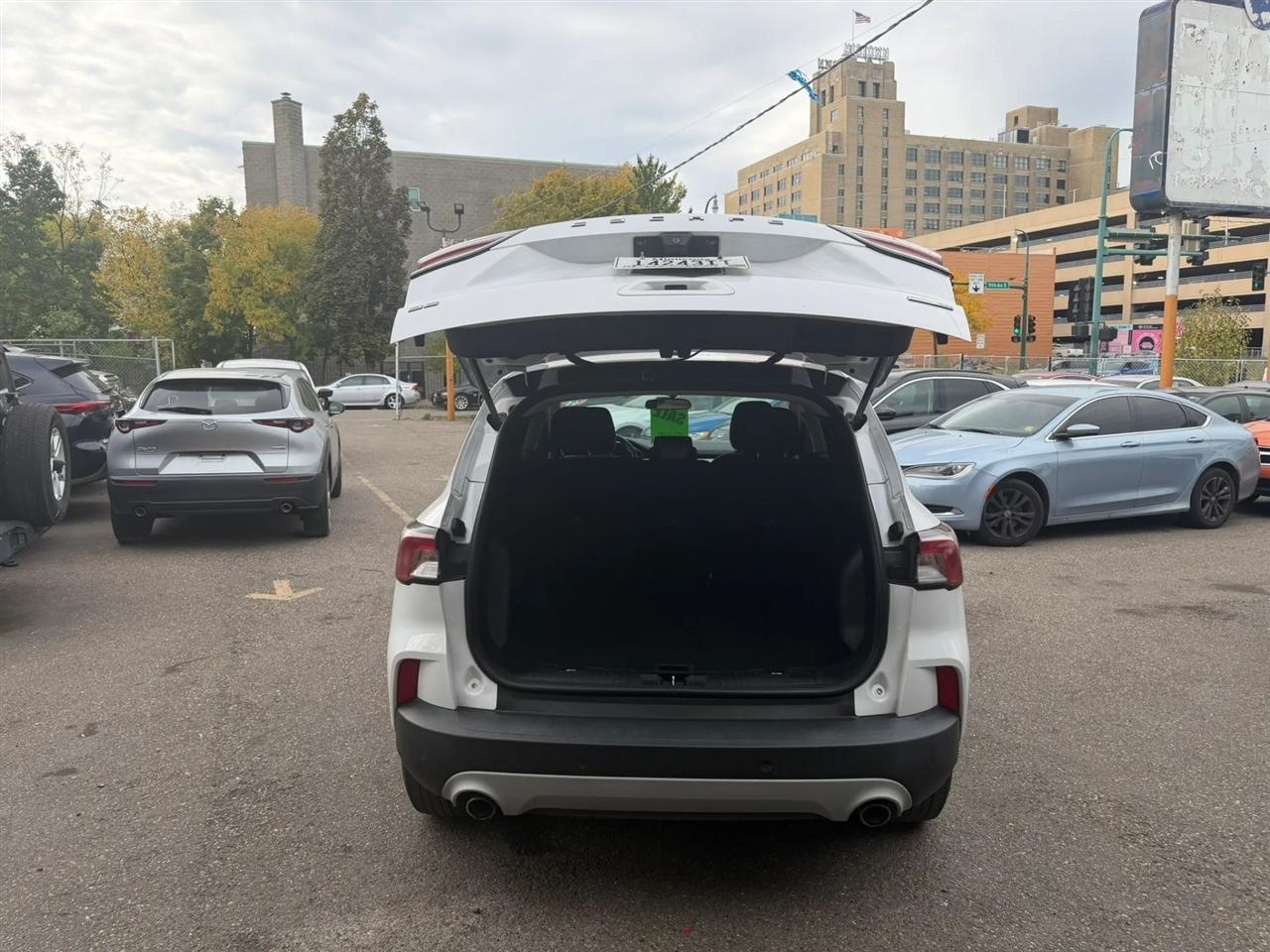 Ford Escape photo 9