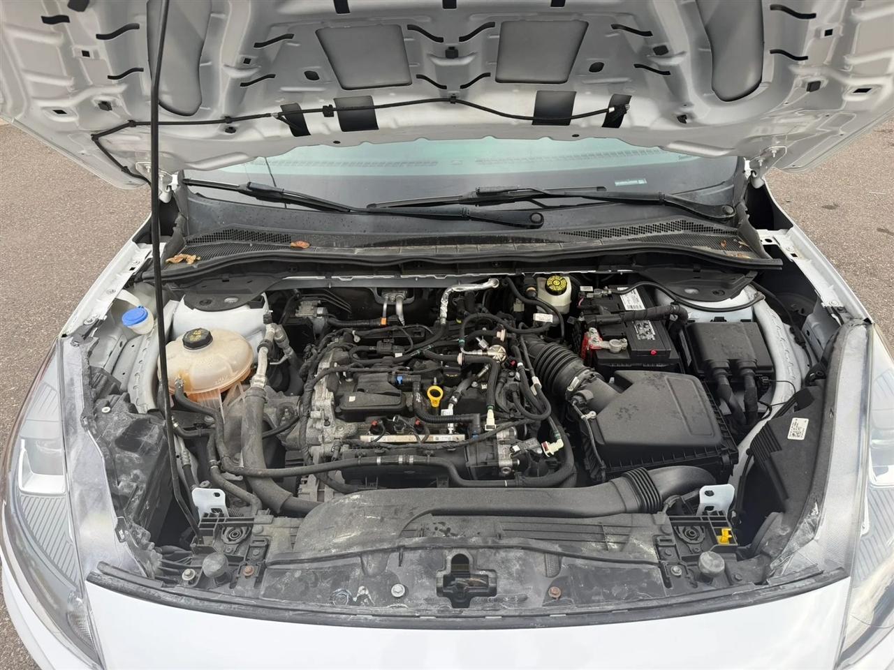 Ford Escape photo 16