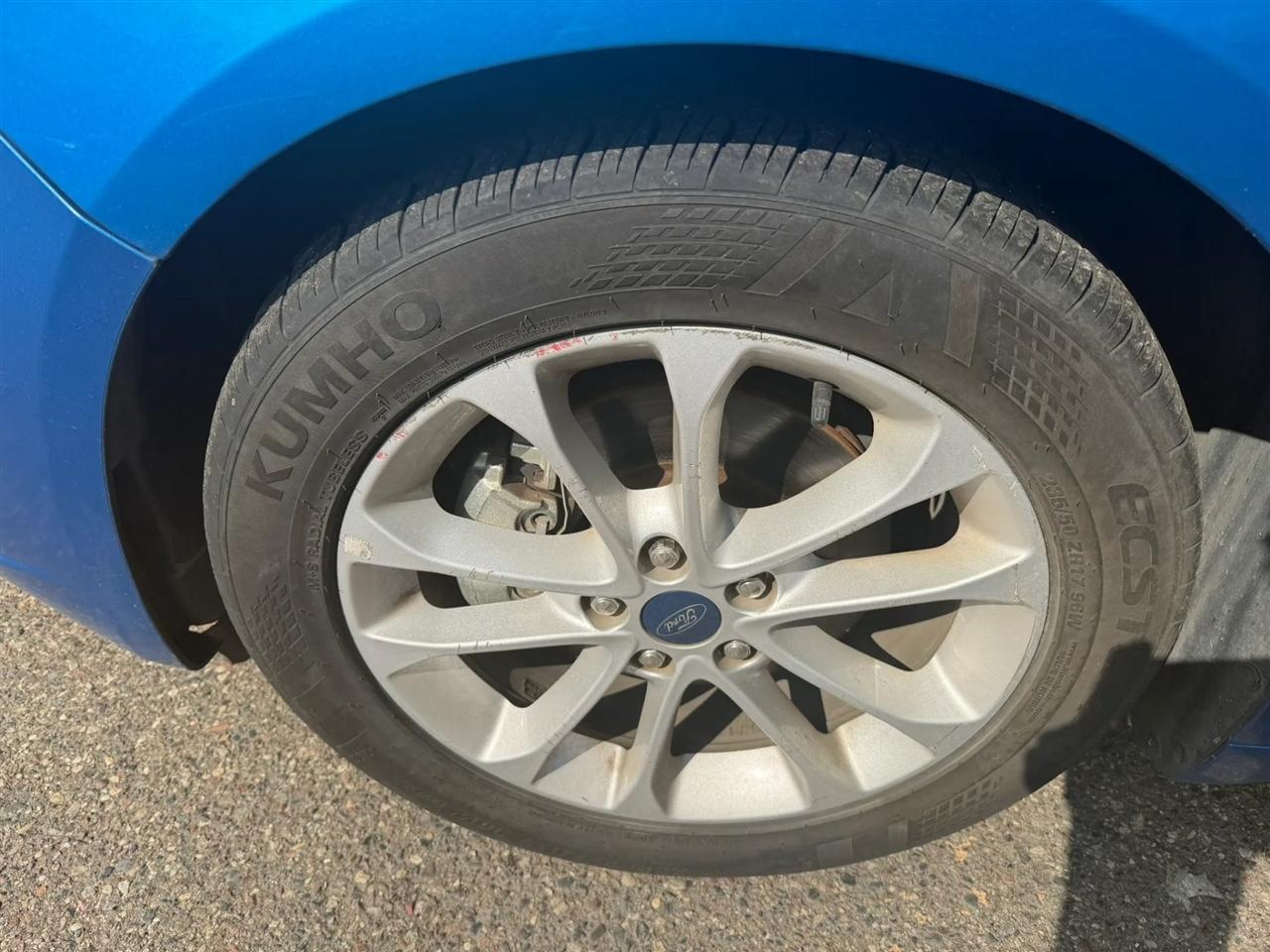Ford Fusion photo 17