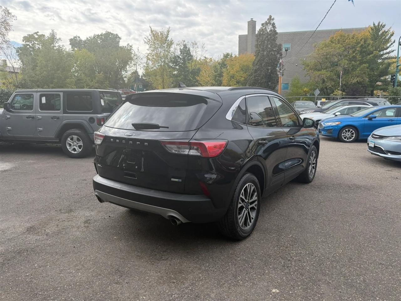 Ford Escape photo 5