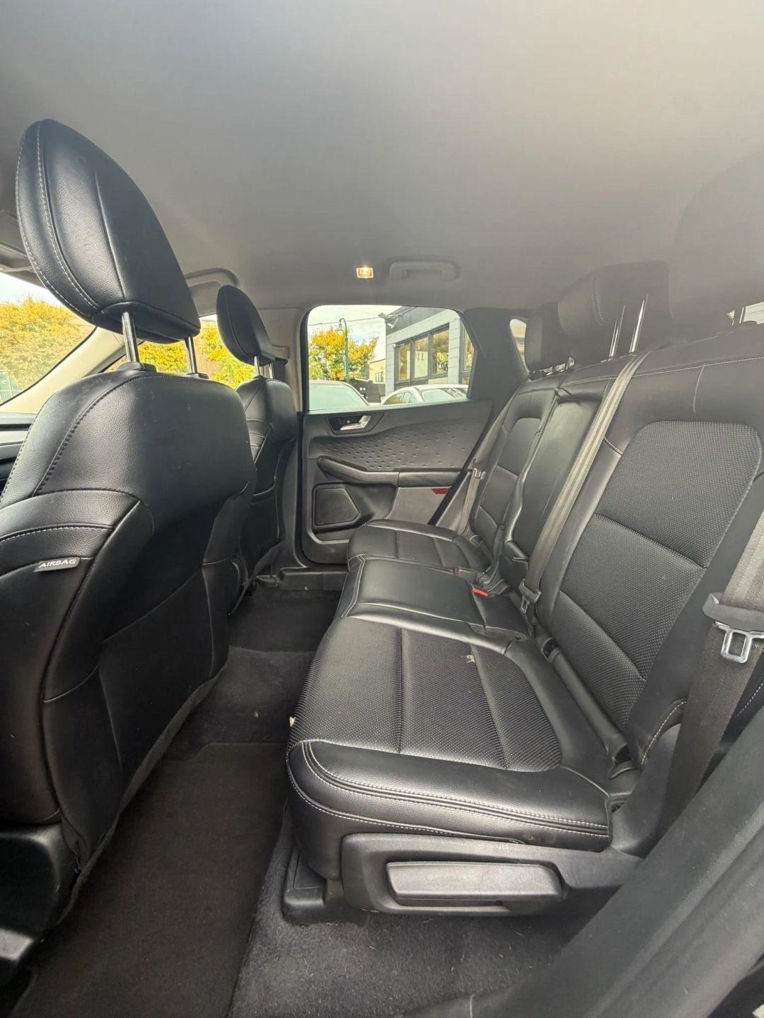 Ford Escape photo 11